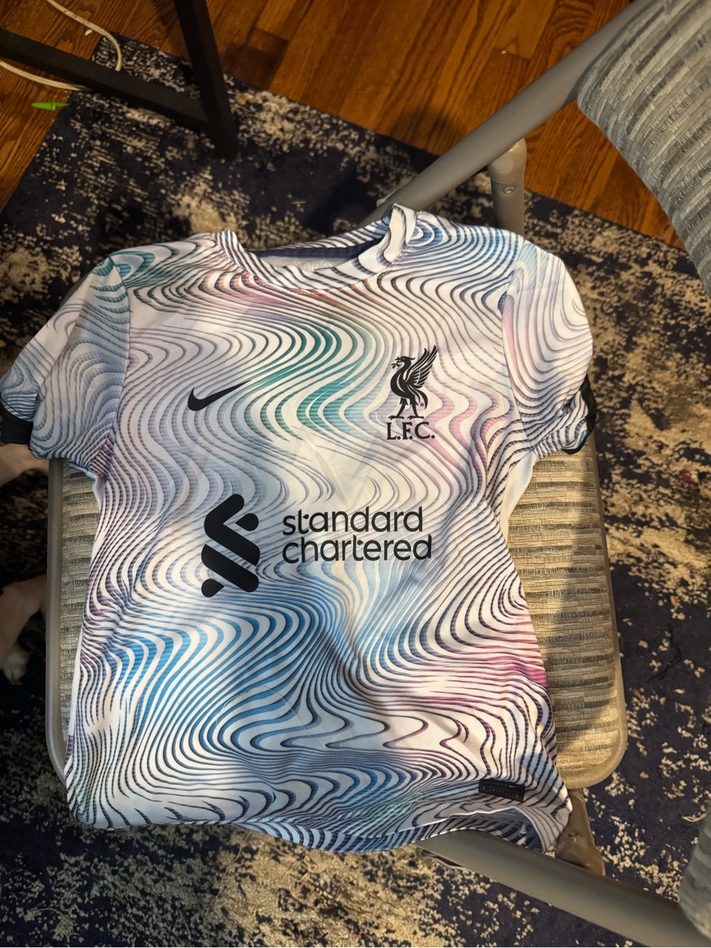 Nike Kids' Liverpool FC Multicolor Training Jersey Size 20